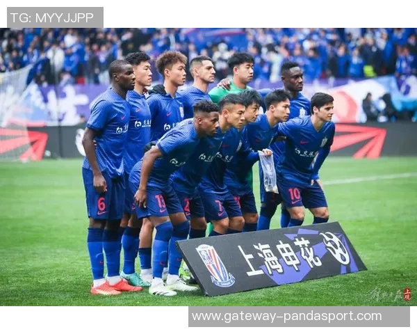 精彩纷呈的上海申花足球直播带你领略绿茵场上的激情与荣耀